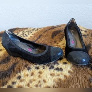 Ros Hommerson Harlow - Women's Comfort Wedge size 5.5M